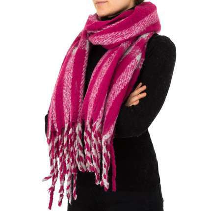 Fuchsia Chunky Knit Scarf With Tassles